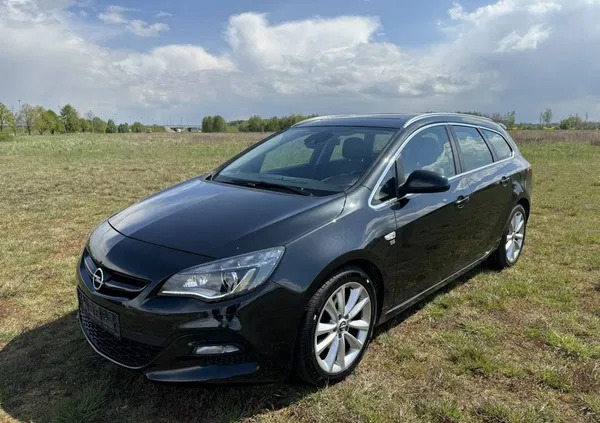 samochody osobowe Opel Astra cena 29900 przebieg: 218000, rok produkcji 2014 z Rawa Mazowiecka
